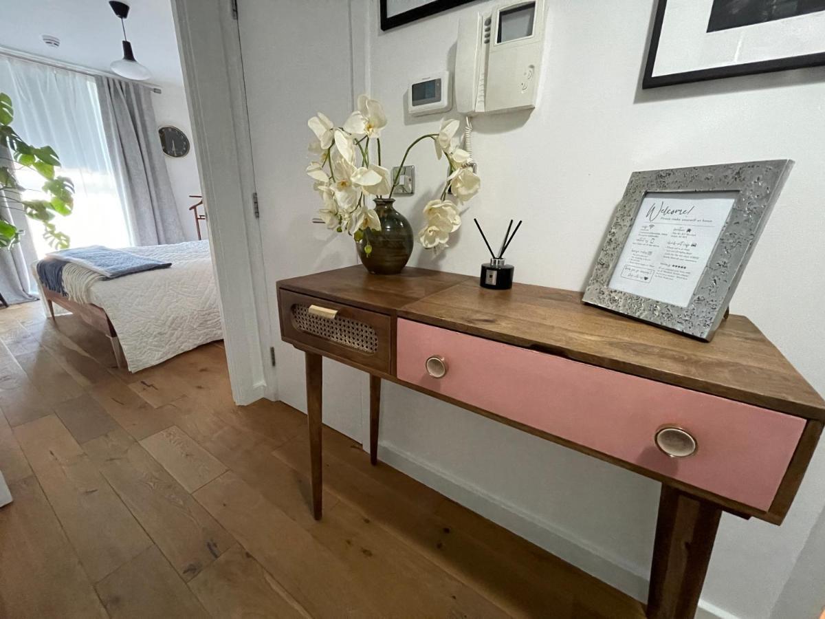לונדון Peloton Organic Health Apartment In Angel, Old Street, Islington מראה חיצוני תמונה